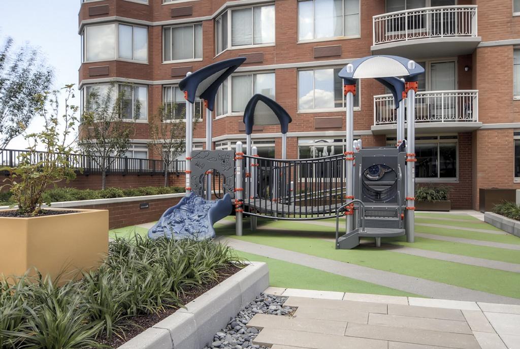 Global Luxury Suites At Newport Jersey City Exteriör bild