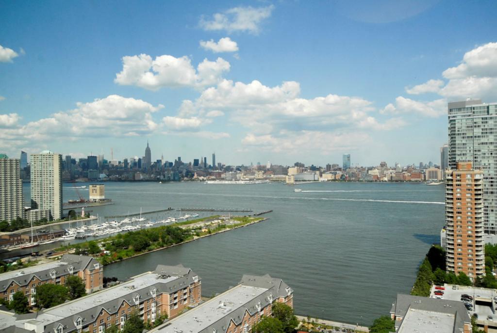 Global Luxury Suites At Newport Jersey City Exteriör bild