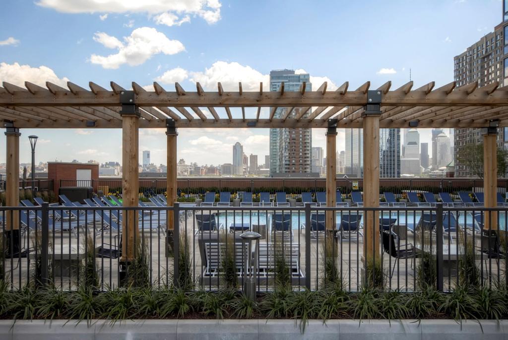 Global Luxury Suites At Newport Jersey City Exteriör bild
